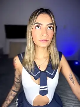 SweetTroubleXXX online show from March 11, 2026, 1:05 pm