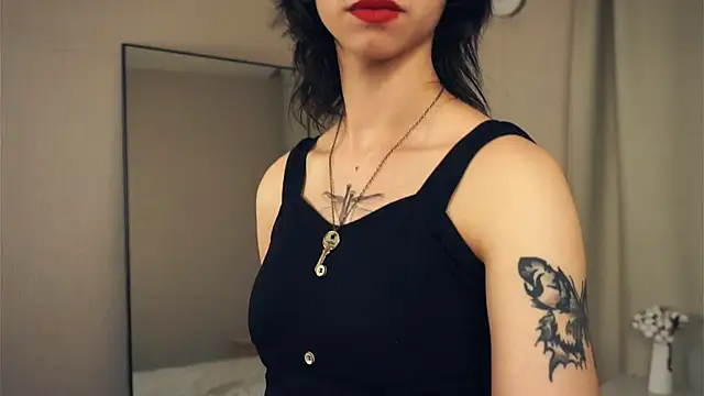 TereseBeebe online show from January 18, 2026, 9:29 pm