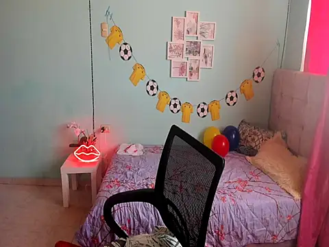 talia mystic online show from June 20, 2026, 12:54 pm