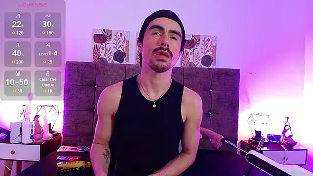 Ethan Briggs  online show from June 24, 2026, 2:32 am