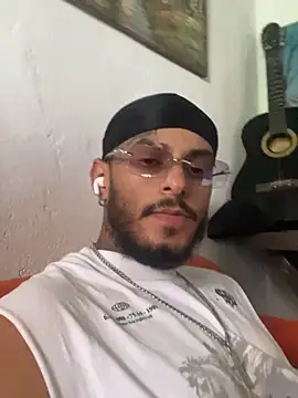 liyamjunior online show from February 14, 2026, 4:18 pm