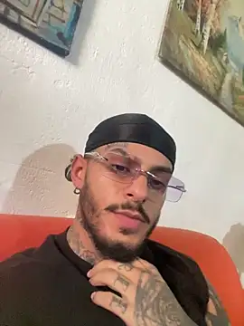 liyamjunior online show from March 28, 2026, 8:21 pm