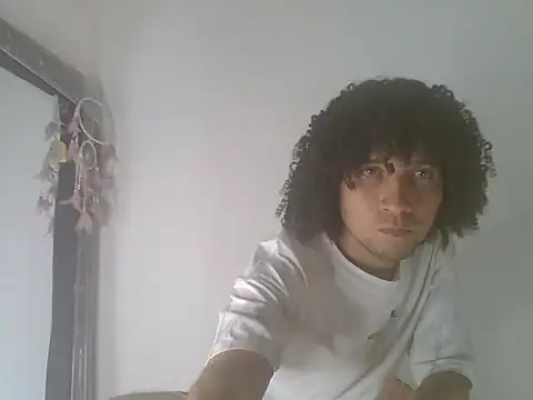 alexmasterx online show from February 4, 2026, 5:35 am