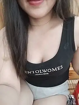 Snapshot of MaiNgoc_sexy chatting on July 6, 2026, 3:03 pm MaiNgoc sexy online show from July 6, 2026, 3:03 pm
