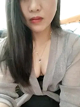 MaiNgoc sexy online show from May 4, 2026, 11:07 pm