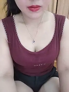 Snapshot of MaiNgoc_sexy chatting on June 11, 2026, 3:47 am MaiNgoc sexy online show from June 11, 2026, 3:47 am