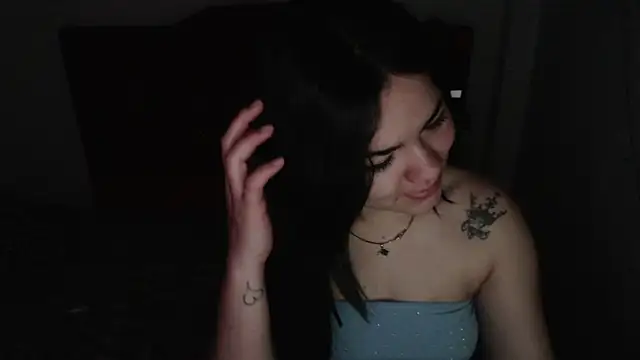 Snapshot of Loriiiany chatting on March 12, 2026, 1:37 pm Loriiiany online show from March 12, 2026, 1:37 pm