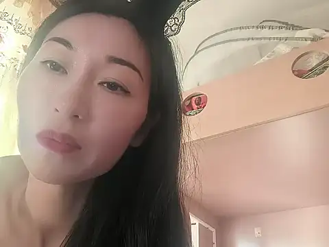 Connie-Kang online show from June 4, 2026, 9:03 am