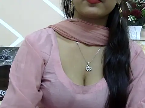 sexy-iram online show from March 12, 2026, 3:01 am