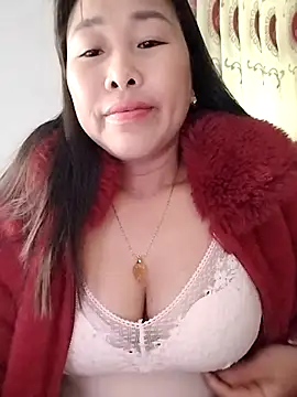 LanNhi 007 online show from February 8, 2026, 3:48 am