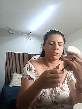 Snapshot of keileen_luna chatting on June 5, 2026, 8:47 pm keileen luna online show from June 5, 2026, 8:47 pm