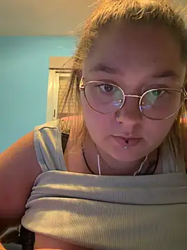  maracr19  online show from June 24, 2026, 9:56 pm