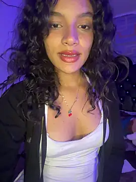 Nyxx Velariia online show from June 17, 2026, 4:01 am