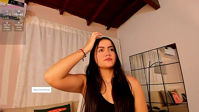 Snapshot of liaamoon_ chatting on February 14, 2026, 12:16 pm liaamoon online show from February 14, 2026, 12:16 pm