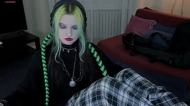 ToxicKittyy online show from March 7, 2026, 10:04 pm