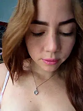 dani ferreer1 online show from June 12, 2026, 12:25 pm