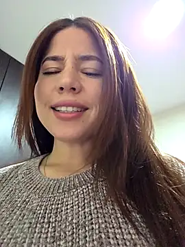 dani ferreer1 online show from February 12, 2026, 9:36 pm