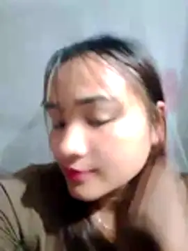 Lisakeem online show from May 10, 2026, 7:12 am