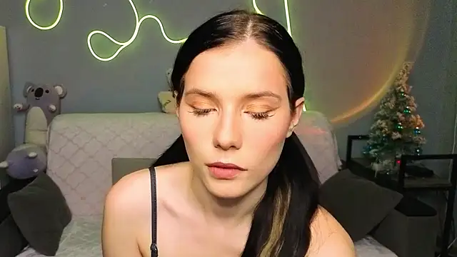 JinxMoon online show from January 18, 2026, 5:05 pm