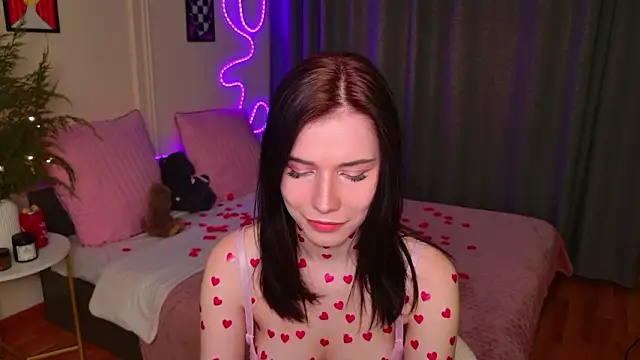 JinxMoon online show from February 11, 2026, 5:35 pm