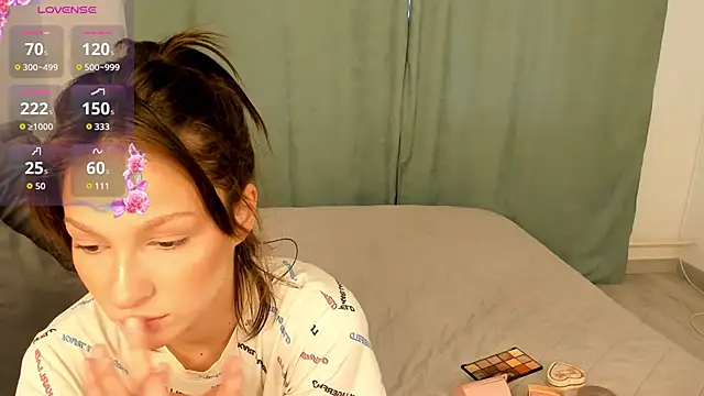 DeonnaHeney online show from February 26, 2026, 6:13 am