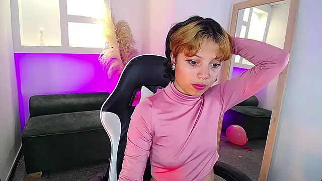 melodyy as online show from April 22, 2026, 12:56 pm