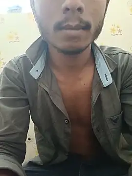 Snapshot of stylee_satheesh chatting on June 21, 2026, 3:23 am stylee satheesh online show from June 21, 2026, 3:23 am