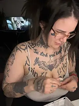 Snapshot of NyxTattoo chatting on March 30, 2026, 6:42 pm NyxTattoo online show from March 30, 2026, 6:42 pm