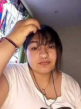 LauraHorny69 online show from August 3, 2026, 9:09 pm
