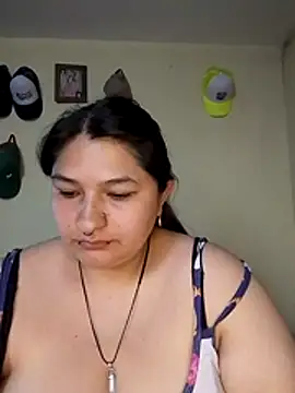 LauraHorny69 online show from June 30, 2026, 9:04 pm