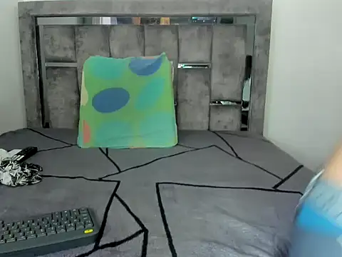 Master Ruthless777 online show from February 5, 2026, 12:45 pm