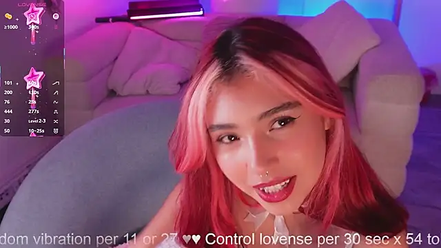 Dakota velvet  online show from February 23, 2026, 12:17 pm