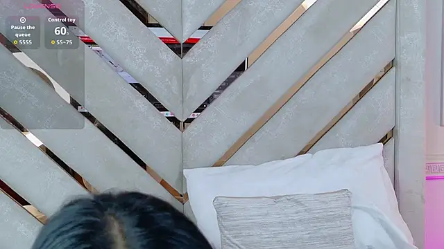 Selena-Carter online show from April 1, 2026, 3:09 pm