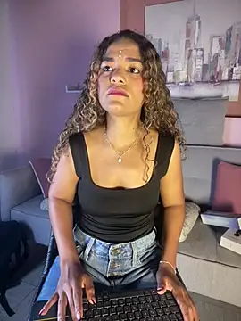 AngelPinkk  online show from March 18, 2026, 8:10 pm