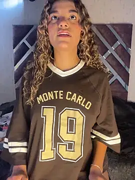 AngelPinkk  online show from February 26, 2026, 8:20 pm