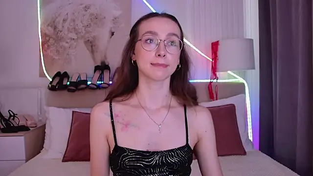 Emily Simon online show from August 9, 2026, 6:08 am