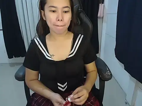 Bellashoweey online show from May 1, 2026, 11:26 am