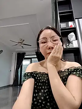 Famrita online show from May 6, 2026, 9:13 am