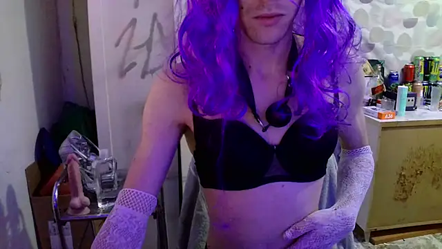 DairaSissy online show from April 20, 2026, 12:08 pm