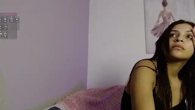 chloe peach  online show from March 4, 2026, 12:24 pm