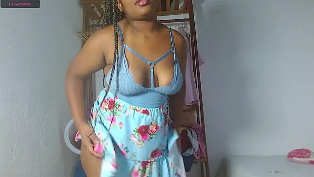chanellmontes3 online show from April 25, 2026, 6:16 pm