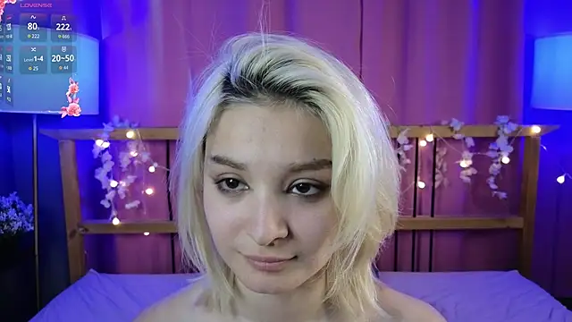 BarbaraGreen online show from July 18, 2026, 8:23 am