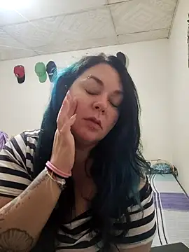 candydust online show from February 14, 2026, 3:07 am