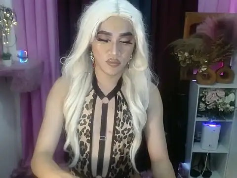 Kendalllust online show from February 7, 2026, 3:53 pm