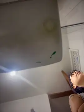 Namii cute online show from February 1, 2026, 11:30 am