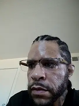 triplexxxxxx online show from January 14, 2026, 8:01 pm