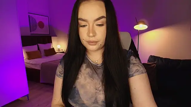 tinafox  online show from February 23, 2026, 8:04 am