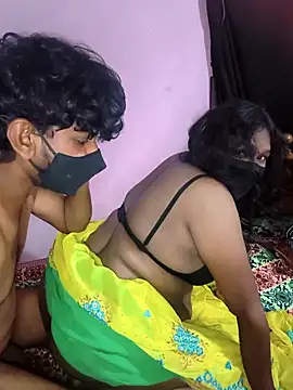 Snapshot of hotcopuleandsweet chatting on March 28, 2026, 4:41 pm hotcopuleandsweet online show from March 28, 2026, 4:41 pm