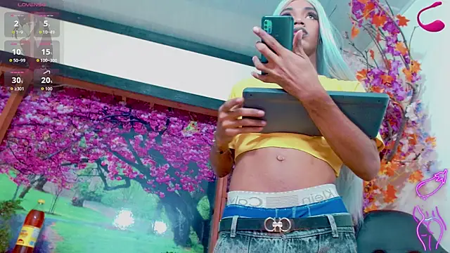 andrea hot31 online show from February 2, 2026, 7:24 pm