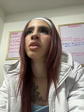 elodie rouge online show from April 29, 2026, 5:30 pm
